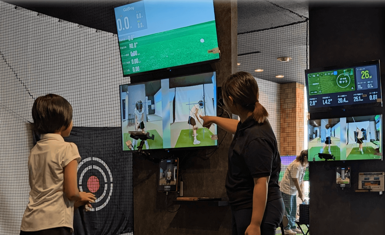 理想との差を可視化する。「AIスイング解析」